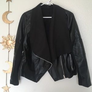 essential (p)leather jacket▪️